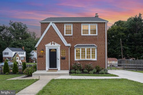 8223 Analee Ave, ROSEDALE, MD, 21237-1611 | Card Image