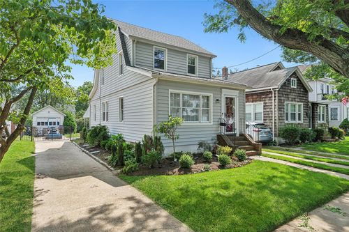 70 Terrace Ave, Hempstead, NY, 11550-2368 | Card Image