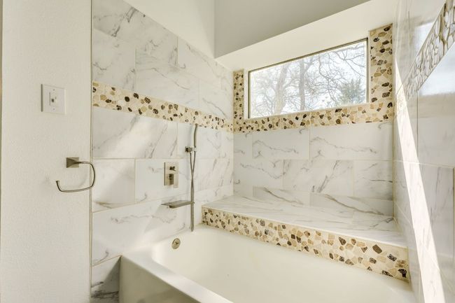 30809 Berry Creek Dr, House other with 4 bedrooms, 3 bathrooms and 6 parking in Georgetown TX | Image 24