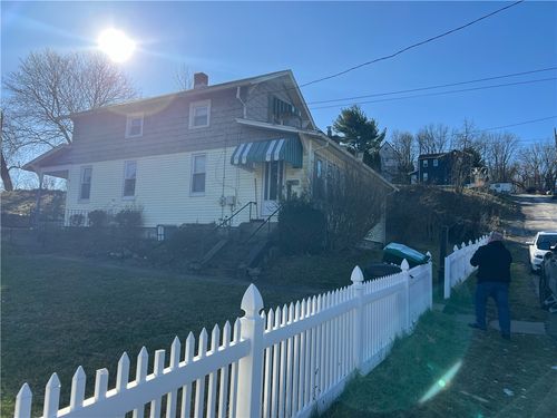 137 Vista St, Etna, PA, 15223-2061 | Card Image