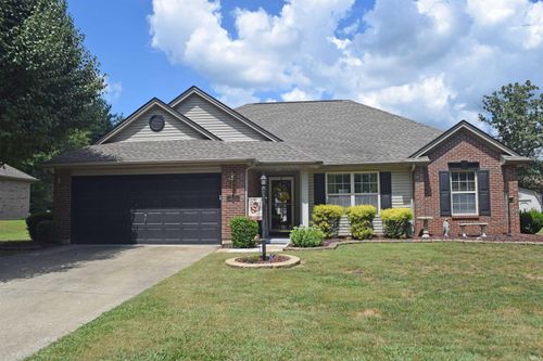 200 E Evergreen Rd, Evansville, IN, 47711-6385 | Card Image