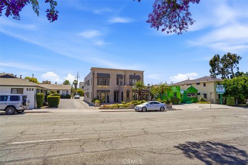 530 W Glenoaks Blvd, Glendale, CA, 91202 | Card Image