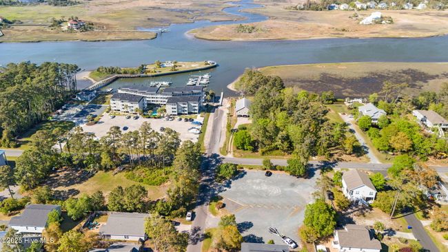 306 Ne 55 Th St, House other with 3 bedrooms, 1 bathrooms and null parking in Oak Island NC | Image 36