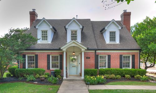 3822 Atlanta Pl, Tulsa, OK, 74105-8224 | Card Image