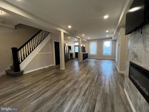 1713 E 29th St, BALTIMORE, MD, 21218-3745 | Card Image
