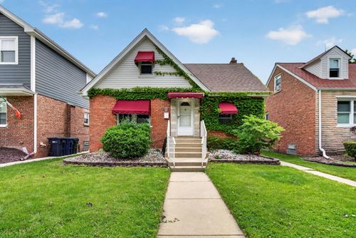 10029 S Trumbull Ave, Evergreen Park, IL, 60805-3414 | Card Image