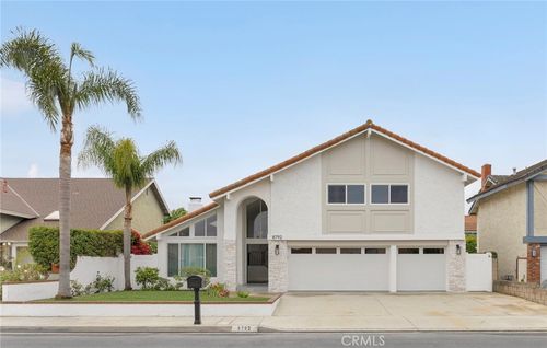 8792 Baywood Dr, Huntington Beach, CA, 92646-2612 | Card Image