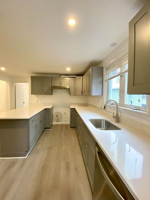 1-18 Howard, Waltham, MA, 02030 | Card Image