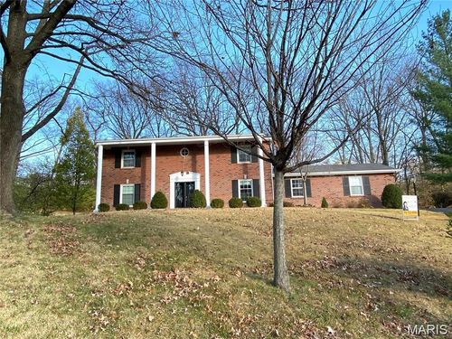 54 Morwood Ln, Saint Louis, MO, 63141-7621 | Card Image