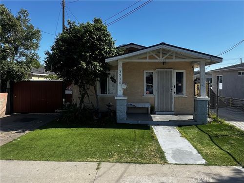 3938 Clara St, Cudahy, CA, 90201-4139 | Card Image