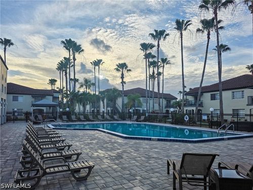 304-3407 Winkler Ave, FORT MYERS, FL, 33916-8411 | Card Image
