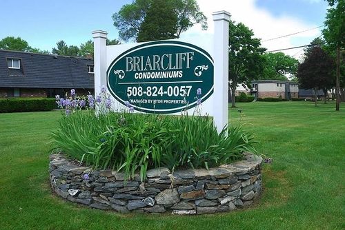 8-130 Briarcliff Rd, Raynham, MA, 02767-1697 | Card Image