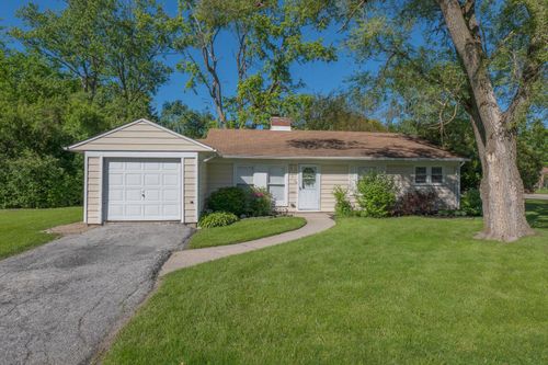 366 Oswego St, Park Forest, IL, 60466-2344 | Card Image