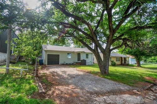 100 S Iowa Ave, Chandler, OK, 74834-2468 | Card Image
