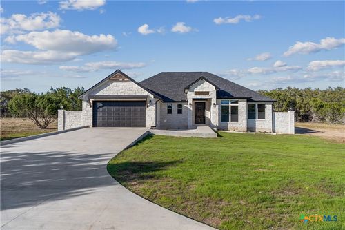 122 Liberty Bell Ln, Fischer, TX, 78623-2118 | Card Image