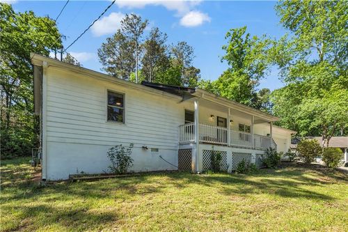 5712 Port Dr, Buford, GA, 30518-2065 | Card Image