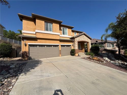 7459 Tuolumne Ln, Highland, CA, 92346-7733 | Card Image