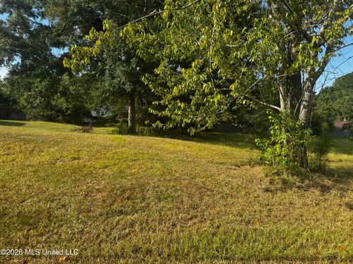 Lot 7 Briar Creek Cir, Laurel, MS, 39440-1546 | Card Image