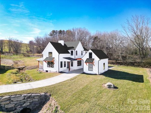 184 Mavrick Dr, Mills River, NC, 28759-0129 | Card Image
