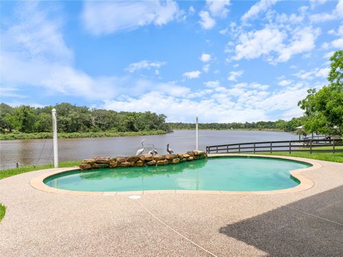 3054 Fm 2611 Rd, Brazoria, TX, 77422-7905 | Card Image