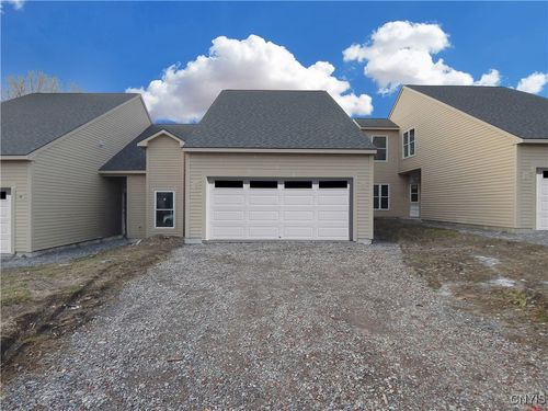 304 Bunker Hill Way, Syracuse, NY, 13207-1157 | Card Image