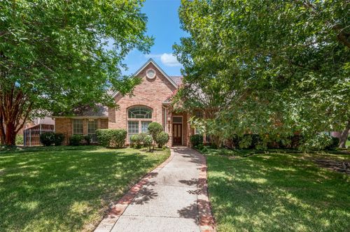 106 Charlottesville Ave, Colleyville, TX, 76034-6814 | Card Image