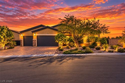 4318 Velvet Ridge Ct, Las Vegas, NV, 89129-2624 | Card Image