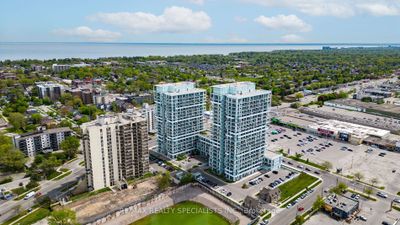 1509 - 55 Speers Rd, Condo with 2 bedrooms, 2 bathrooms and 1 parking in Oakville ON | Image 2