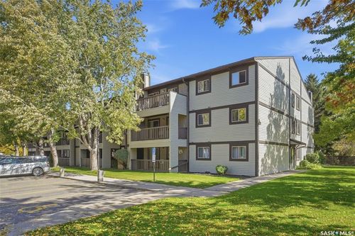 326-122 Edinburgh Place, Saskatoon, SK, S7H5J7 | Card Image