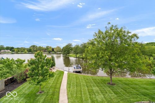 11416 E Lakeshore Dr, Carmel, IN, 46033-4410 | Card Image