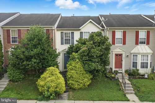 52 Hickory Ln, Elkton, MD, 21921-5107 | Card Image