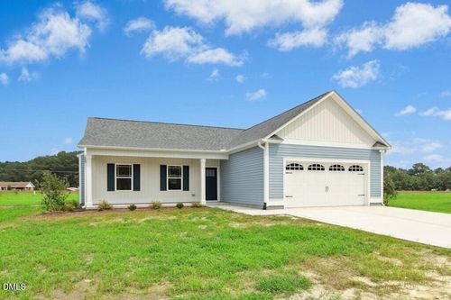 93 Huckleberry Bush Ln, Princeton, NC, 27569-5600 | Card Image