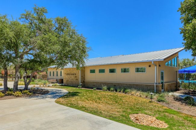 Community pool | Image 25