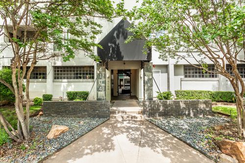 216-4104 N Hall St, Dallas, TX, 75219-3678 | Card Image
