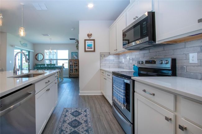8232 Reefbay Cv, House other with 3 bedrooms, 2 bathrooms and null parking in Parrish FL | Image 20