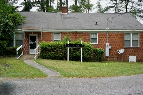 4512 N Main St, Columbia, SC, 29203-5974 | Card Image