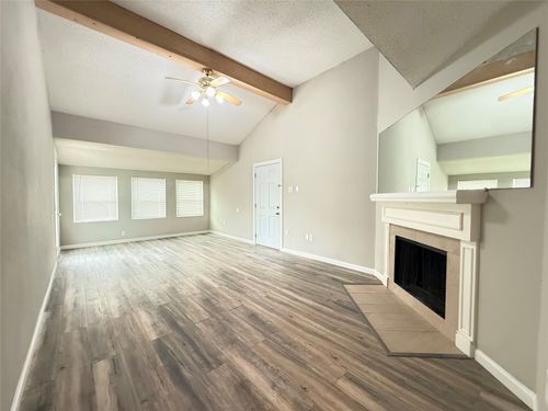 apt-813-9696 Walnut St, Dallas, TX, 75243-2373 | Card Image