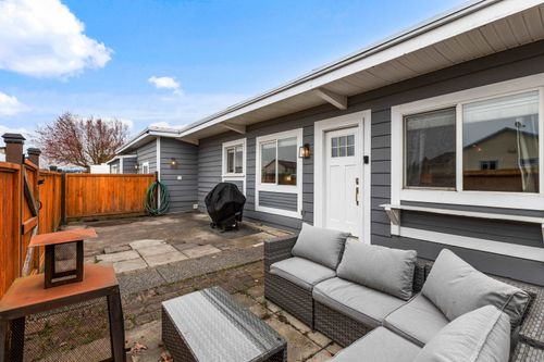 34705 4th Ave, Abbotsford, BC, V2S8B8 | Card Image