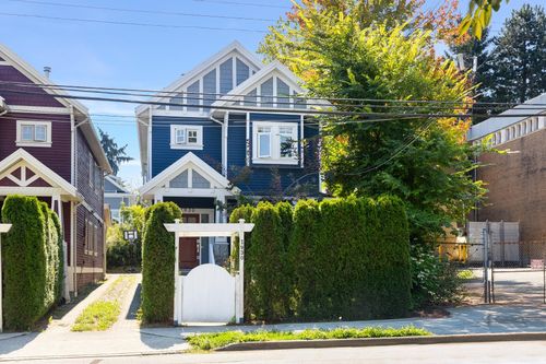 1930 Turner St, Vancouver, BC, V5L2A1 | Card Image