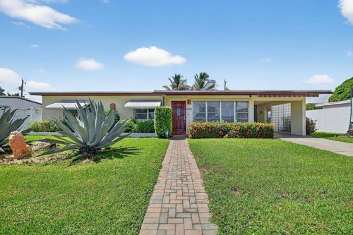 133 Greenbrier Dr, Palm Springs, FL, 33461-2029 | Card Image