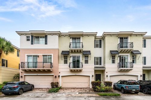 536 Nw 39th Cir, Boca Raton, FL, 33431-5706 | Card Image