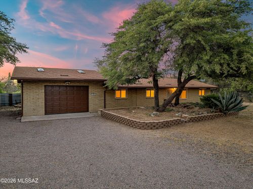 820 W Linda Vista Rd, Oracle, AZ, 85623-6078 | Card Image