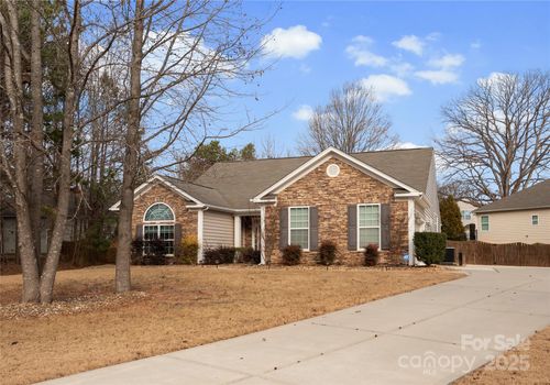 11624 Dunham Dr, Matthews, NC, 28105-4207 | Card Image