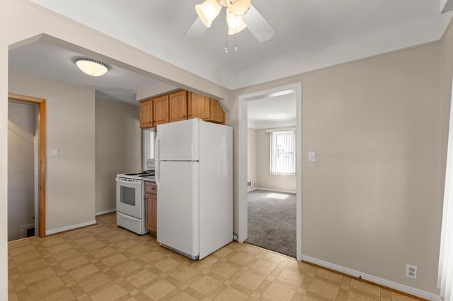 29 Washington St, House other with 3 bedrooms, 1 bathrooms and null parking in Trenton MI | Image 12
