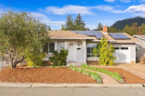 1421 Oak Circle, Healdsburg, CA, 95448 | Card Image