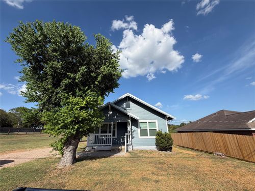700 Burleson St, Brenham, TX, 77833-2506 | Card Image