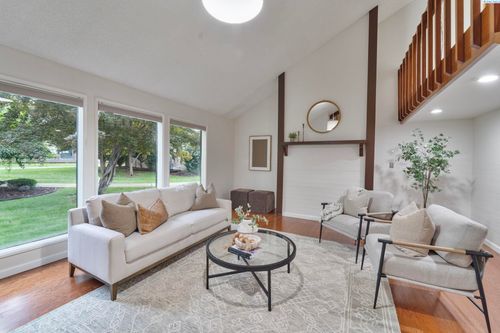 b4-4214 #B4 W Klamath, Kennewick, WA, 99336 | Card Image