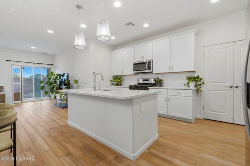 7867 S Walnutview Drive, Tucson, AZ, 85757 | Card Image