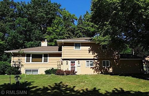 1627 Deerwood Dr, South Saint Paul, MN, 55075-2121 | Card Image