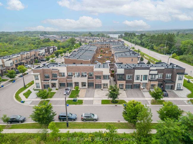 154 Anchusa Dr, House attached with 4 bedrooms, 4 bathrooms and 3 parking in Richmond Hill ON | Image 40